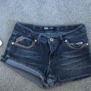 Levi’s Shorty Shorts